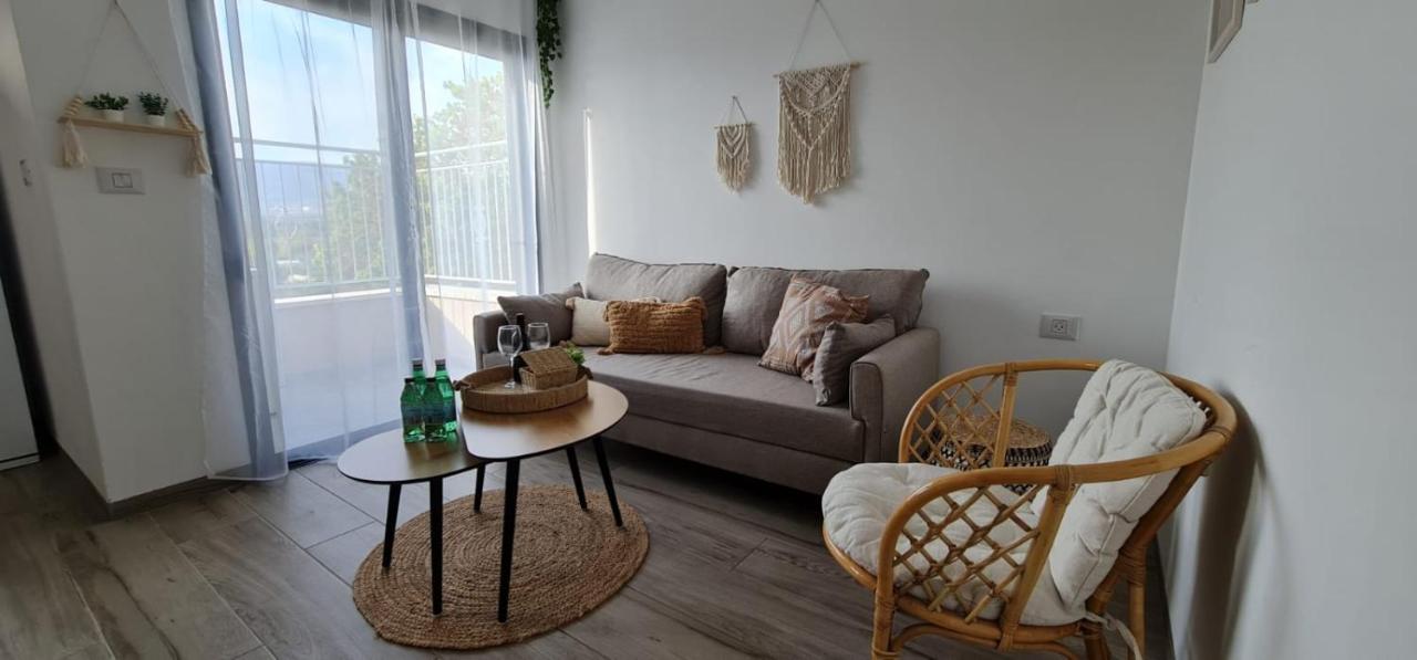 קסם של אירוח Apartment Hagoshrim Exterior photo